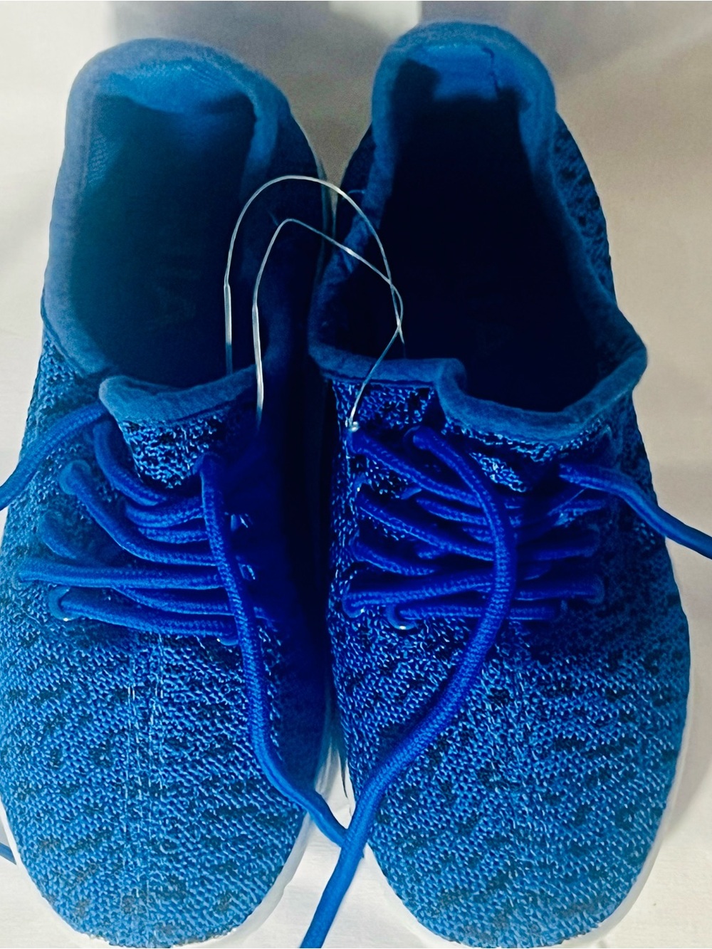 MIA kids Bright Blue Knit Lace-Up Sneakers size 3